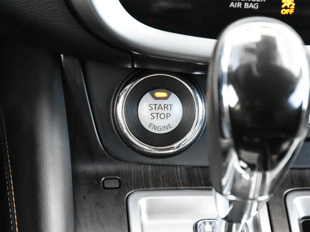 Nissan Murano снимка Nissan Murano