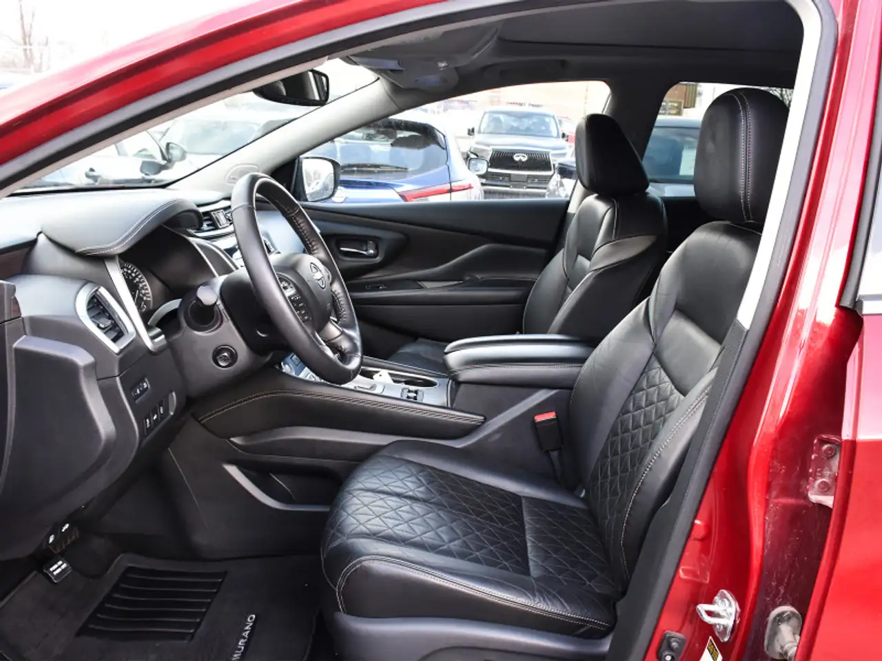 Nissan Murano снимка Nissan Murano