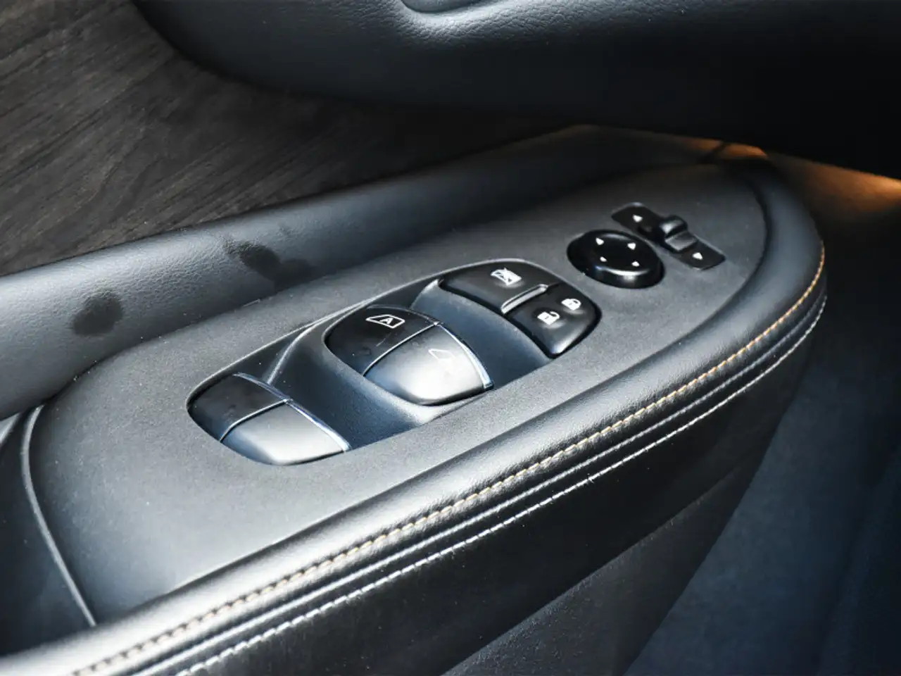 Nissan Murano снимка Nissan Murano