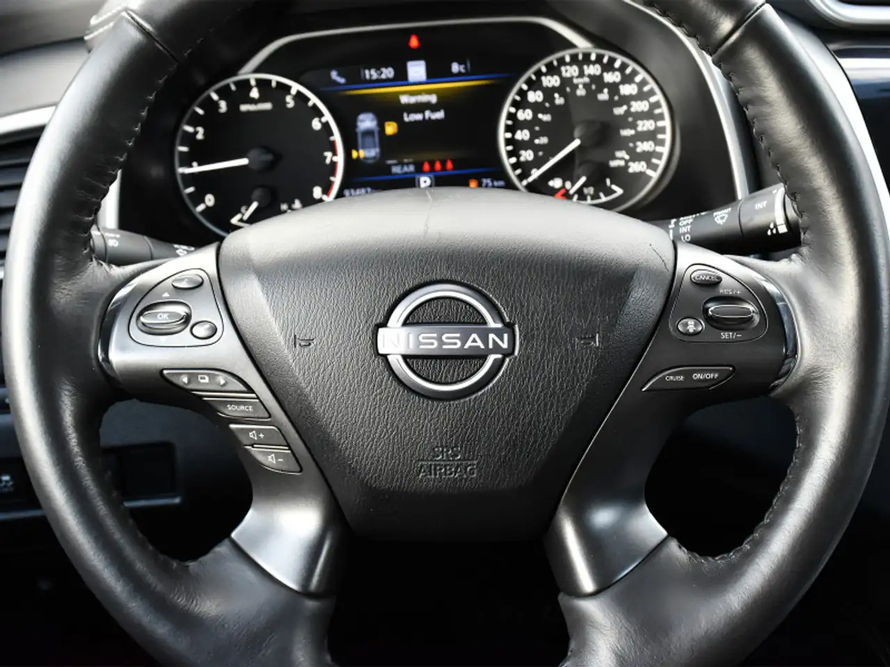 Nissan Murano снимка Nissan Murano