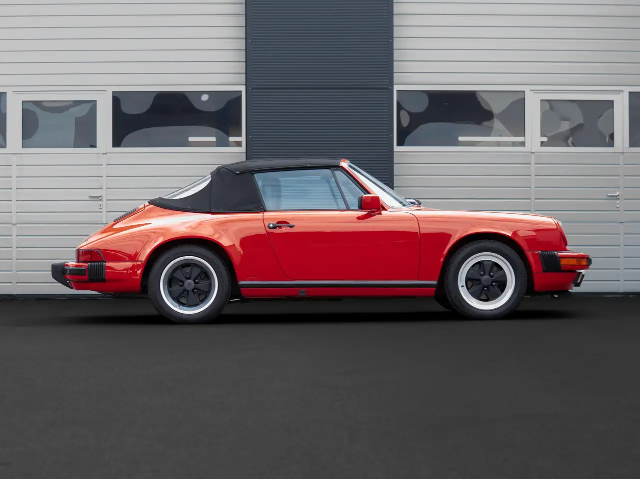 Porsche 911 Carrera 3,2 Cabriolet, foto 3