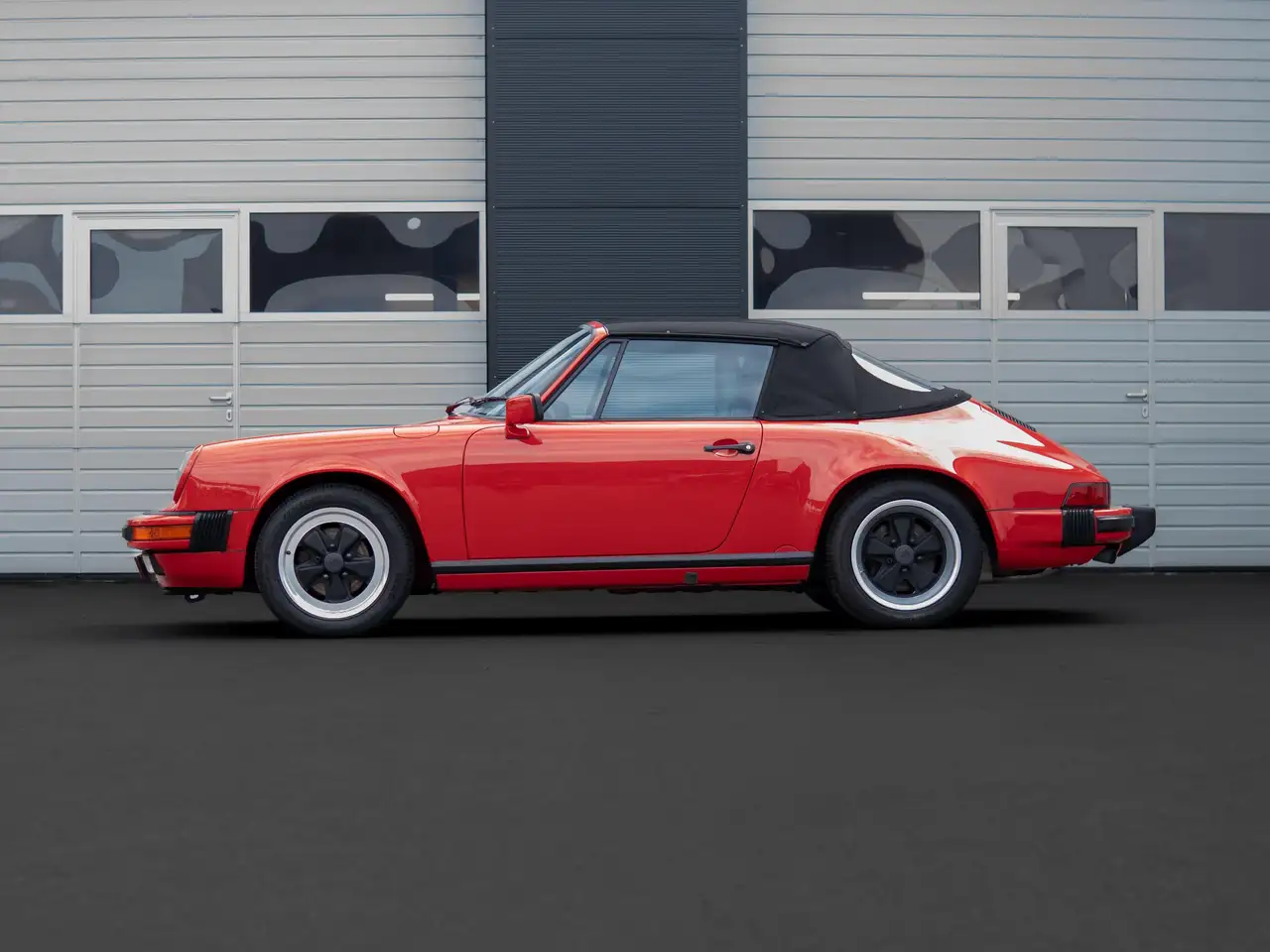Porsche 911 Carrera 3,2 Cabriolet, foto 4