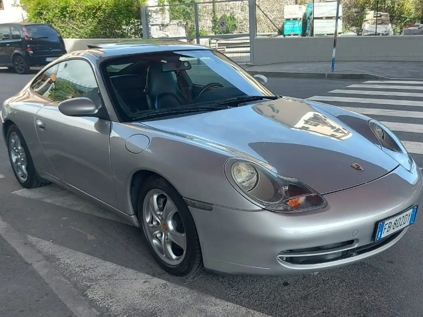 Porsche 996 911 Coupe 3.4 Carrera 4 MOTORE NUOVO Argento - 1