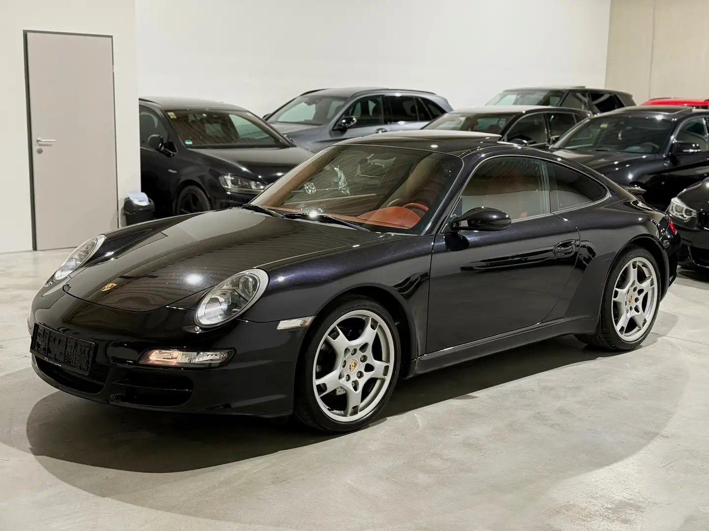 Porsche 997 Carrera Coupe, BOSE,Sportausp,Schiebedach 2.Besitz Schwarz - 1