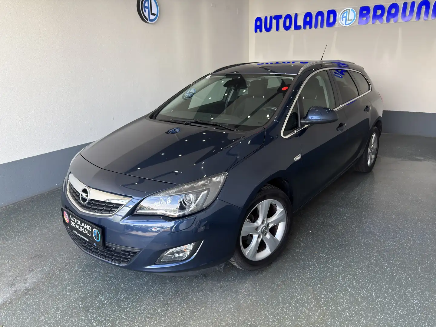 Opel Astra Astra 1.7 CDTI DPF Sports Tourer Design Edition - 2