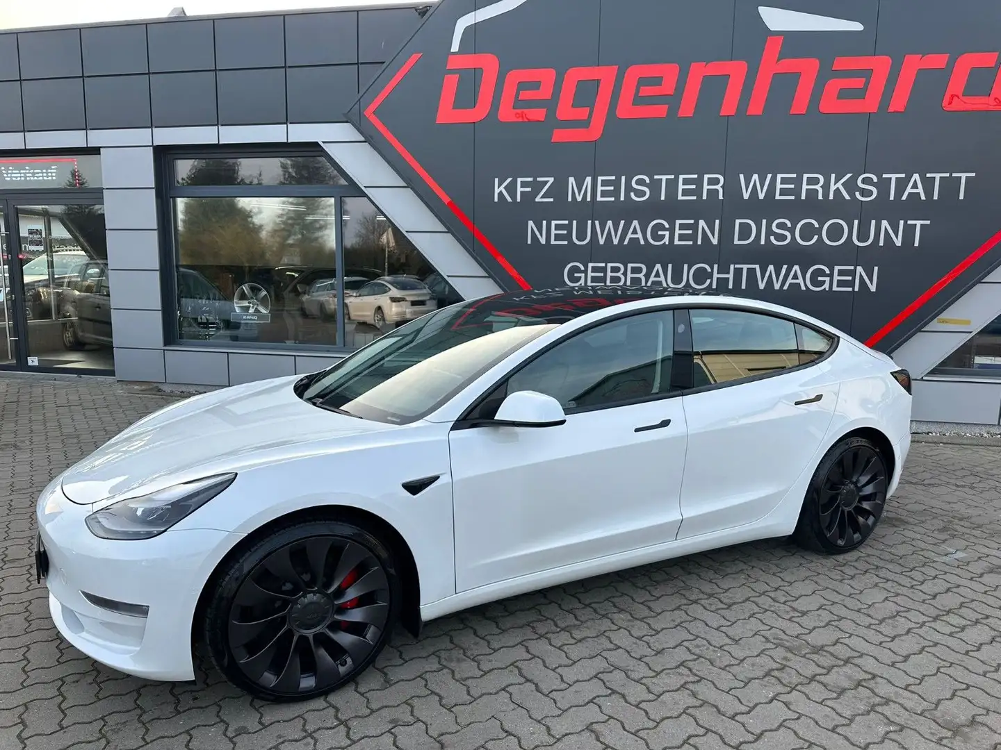 Tesla Model 3 Performance AWD Dual Matrix Wärmepumpe Weiß - 2