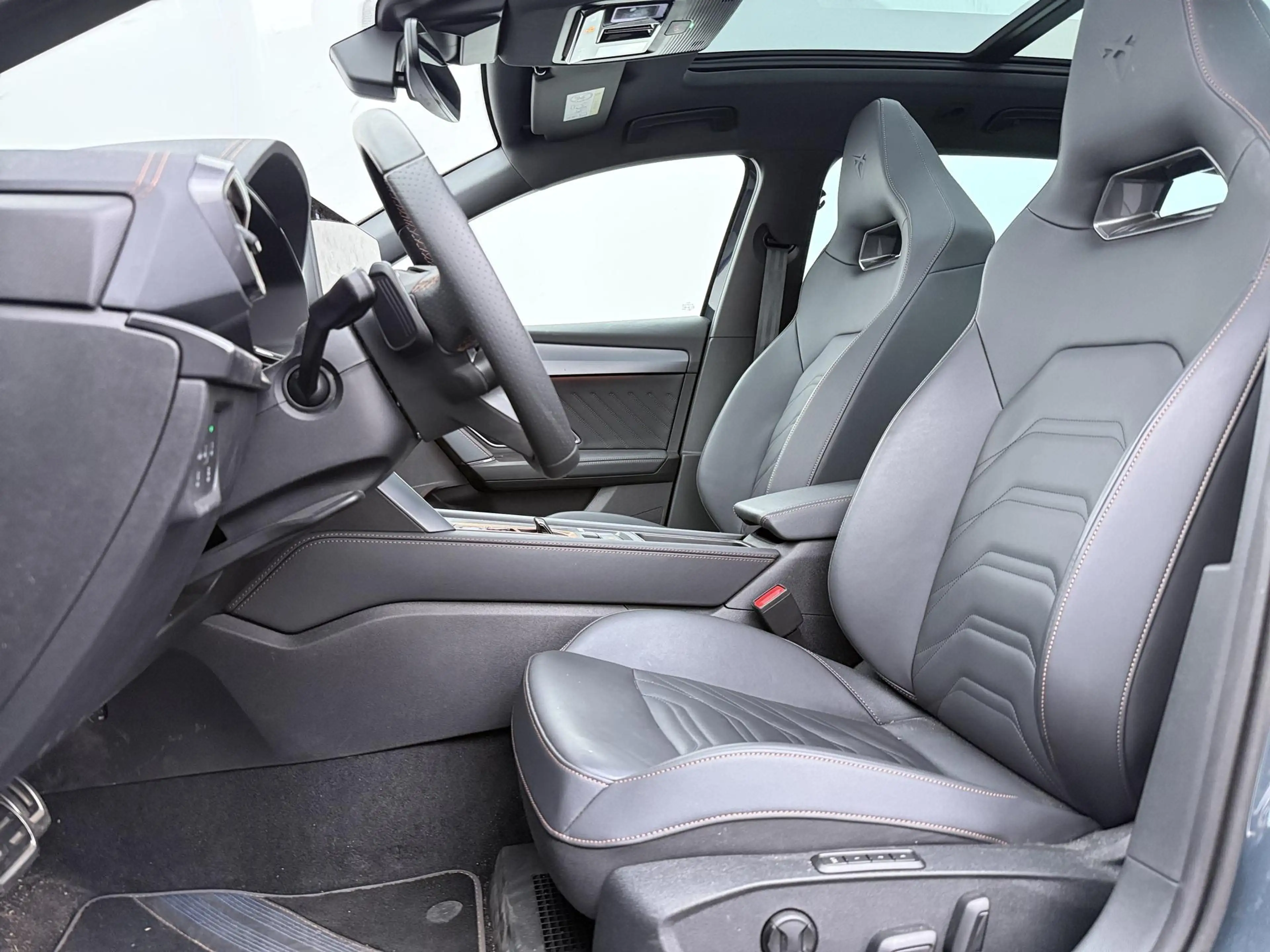 CUPRA Leon Sportstourer 1.5 TSI e-Hybrid VZ Performance | Pan — photo 4