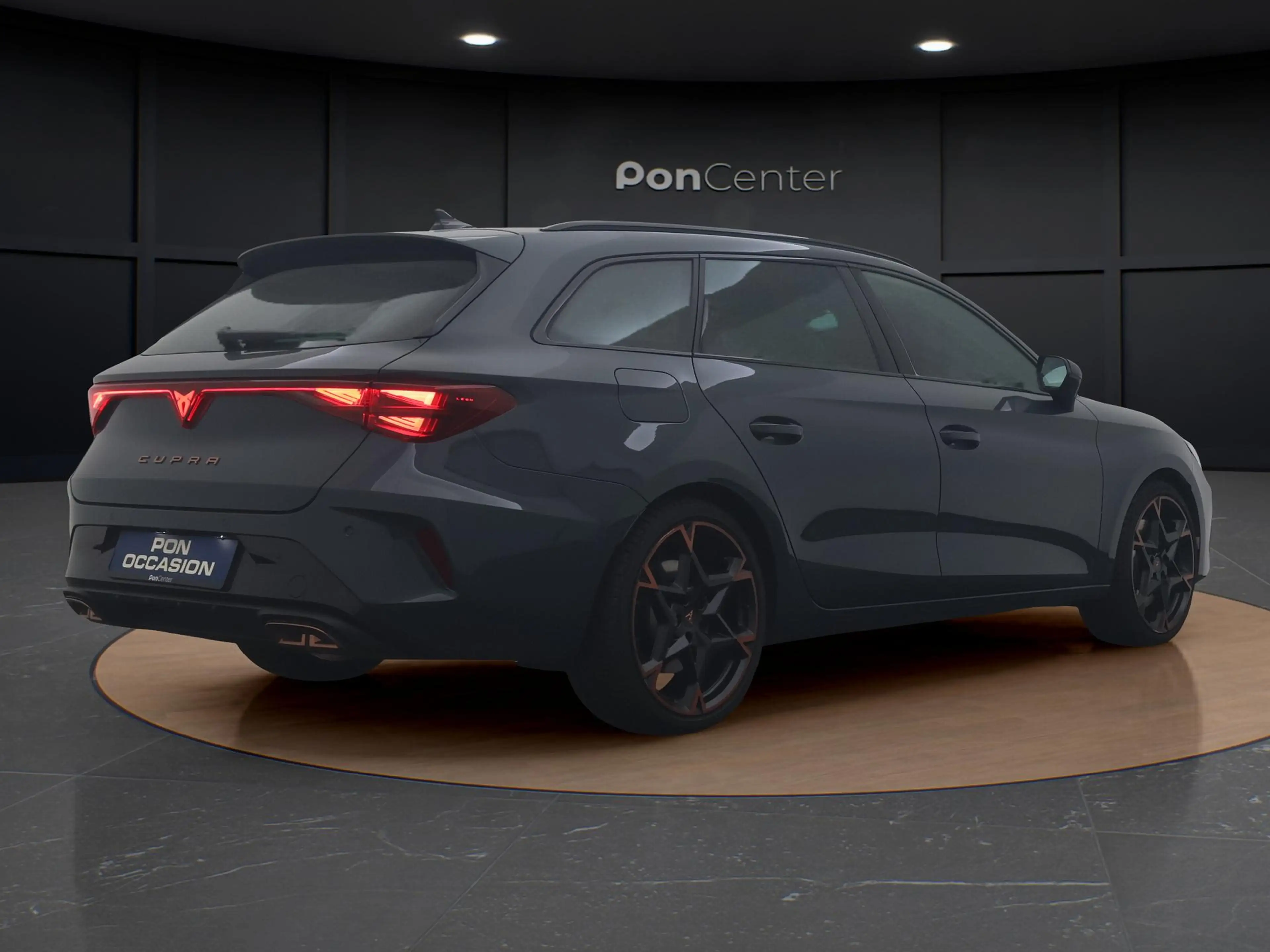 CUPRA Leon Sportstourer 1.5 TSI e-Hybrid VZ Performance | Pan — photo 5