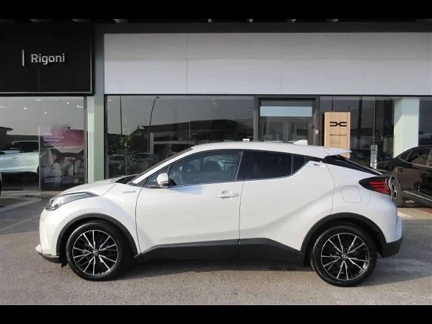 Toyota C-HR 1.8 Hybrid Lounge e-CVT Blanc - 2