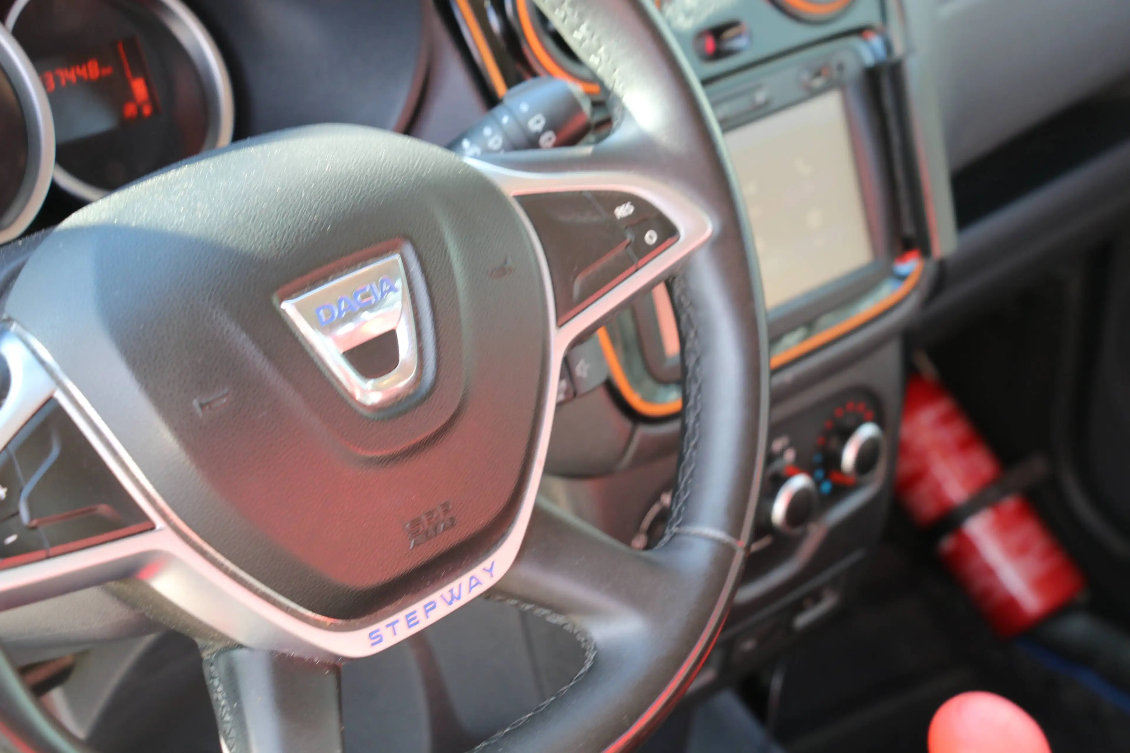 Dacia Lodgy Stepway 1.2 TCe Explorer 7pl. + 1 JAAR GARA?NTIE TRAXIO — photo 14