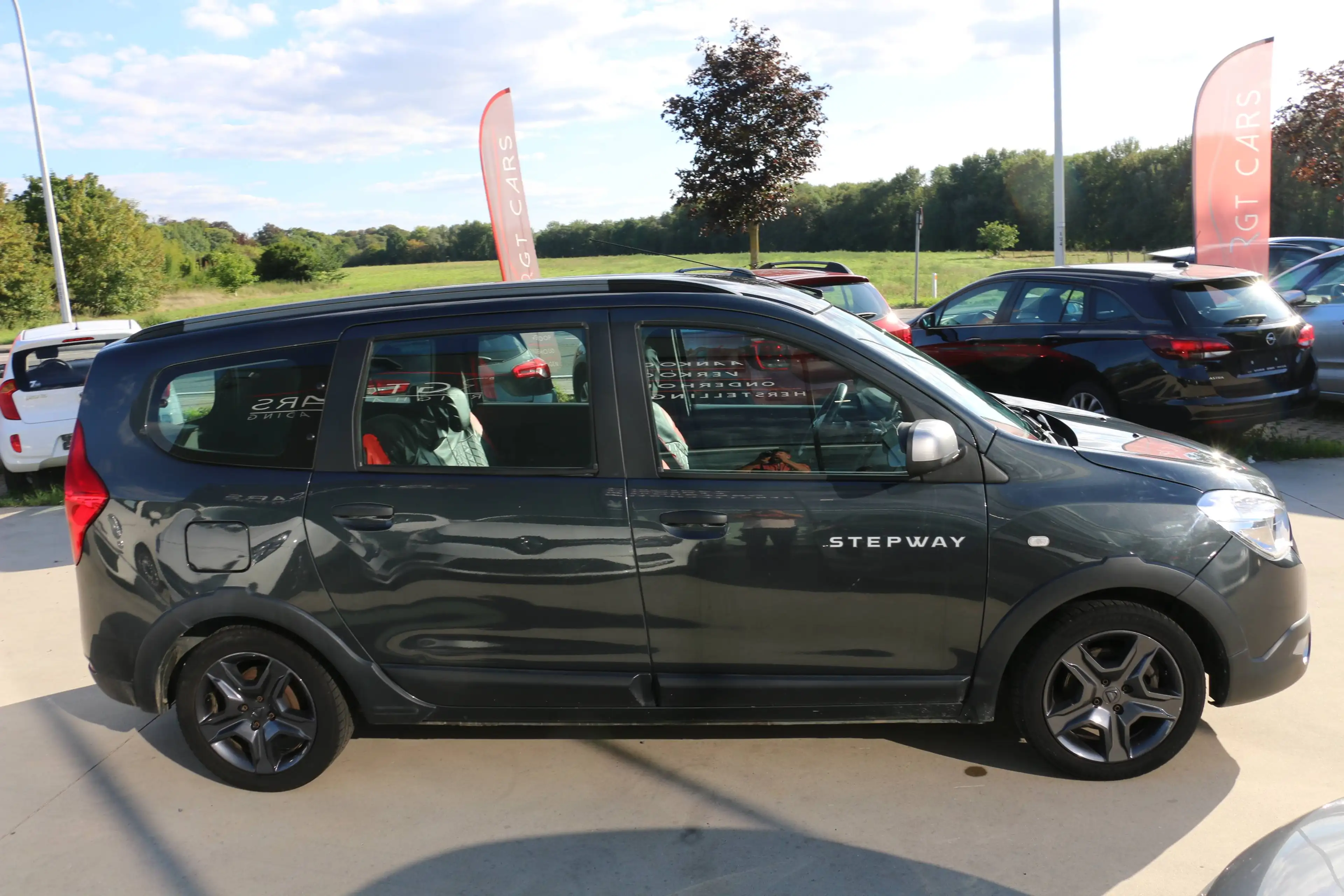 Dacia Lodgy Stepway 1.2 TCe Explorer 7pl. + 1 JAAR GARA?NTIE TRAXIO — photo 5