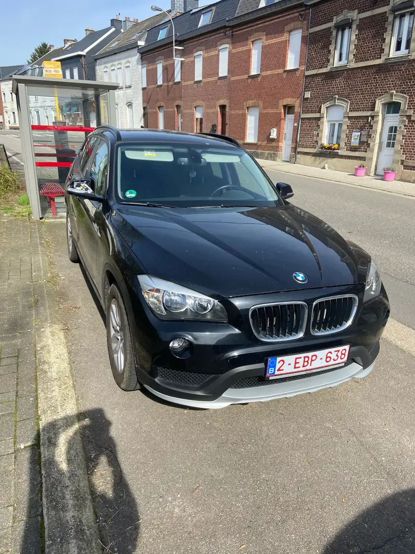 BMW X1 2.0 d xDrive18 Zwart - 2