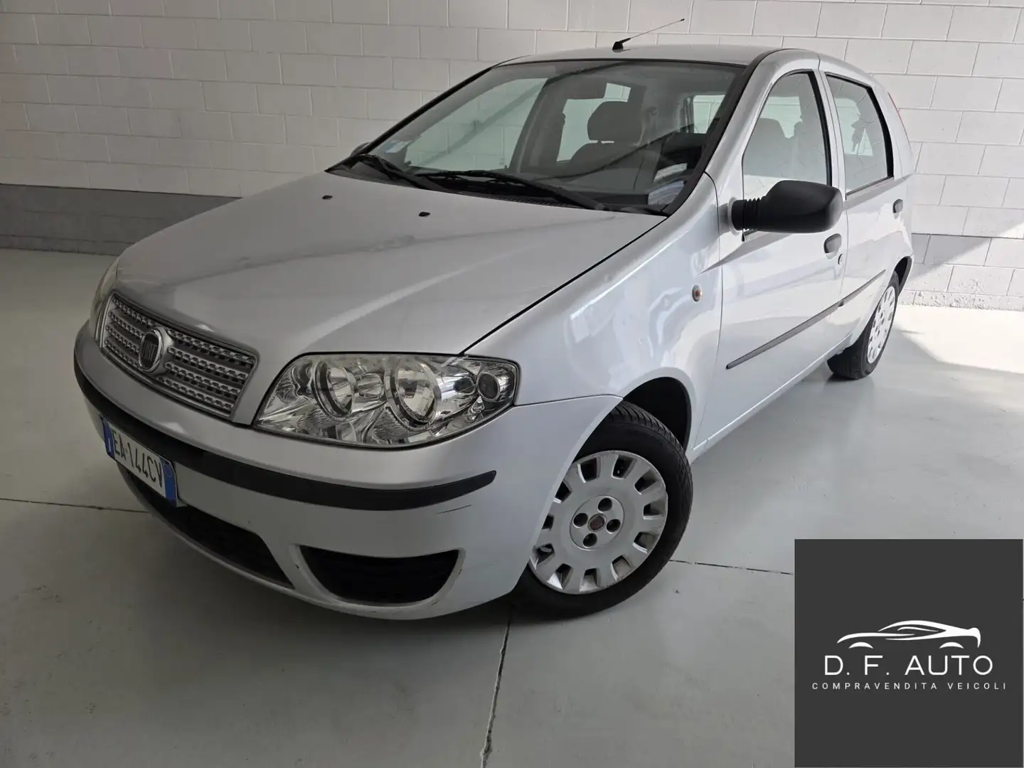 Fiat Punto Classic 1.2 5 porte Active Argent - 1