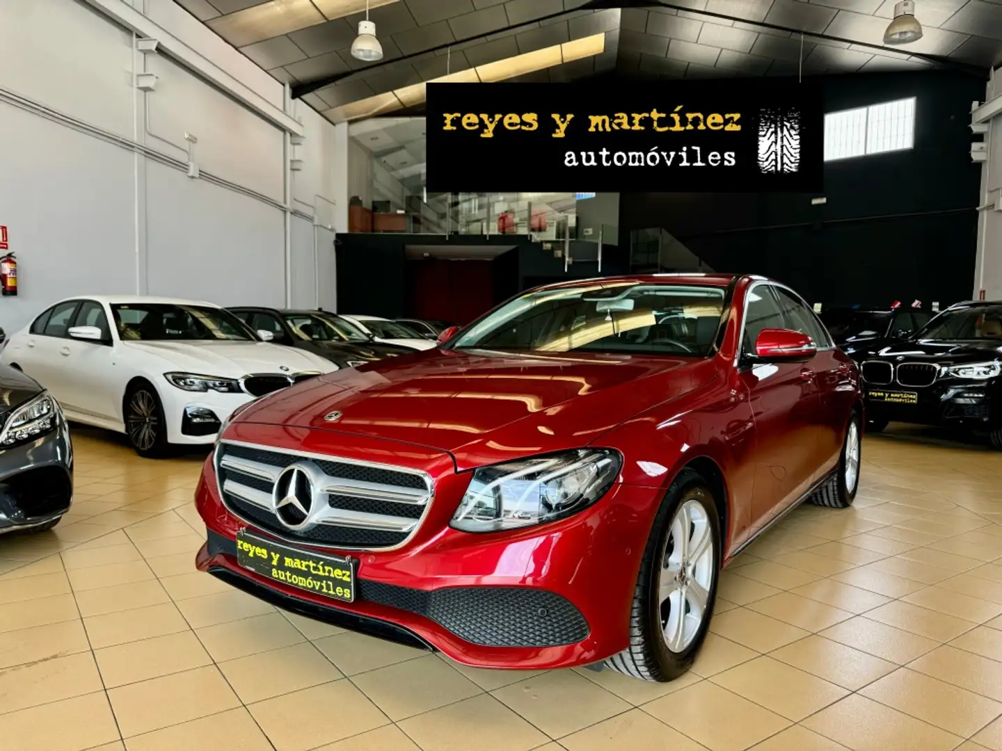 Mercedes-Benz E 200 200d 9G-Tronic 150 Burdeos - 1