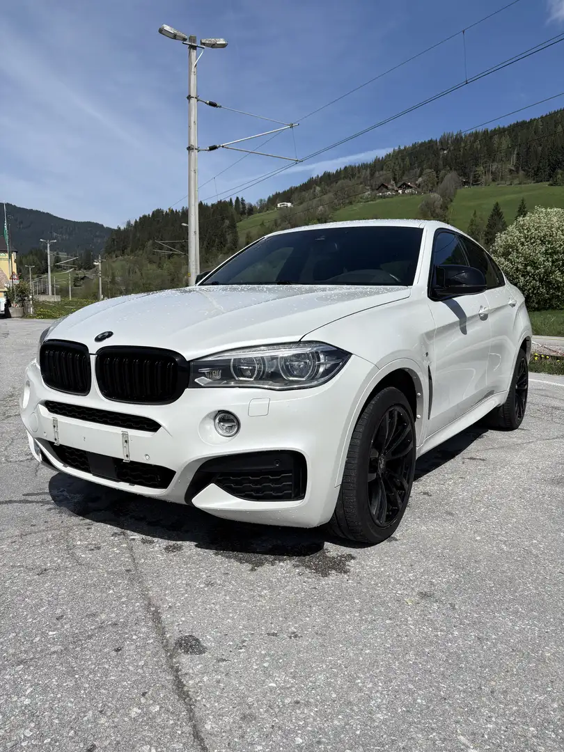 BMW X6 xDrive40d Sport Activity Coupé Aut. Weiß - 1