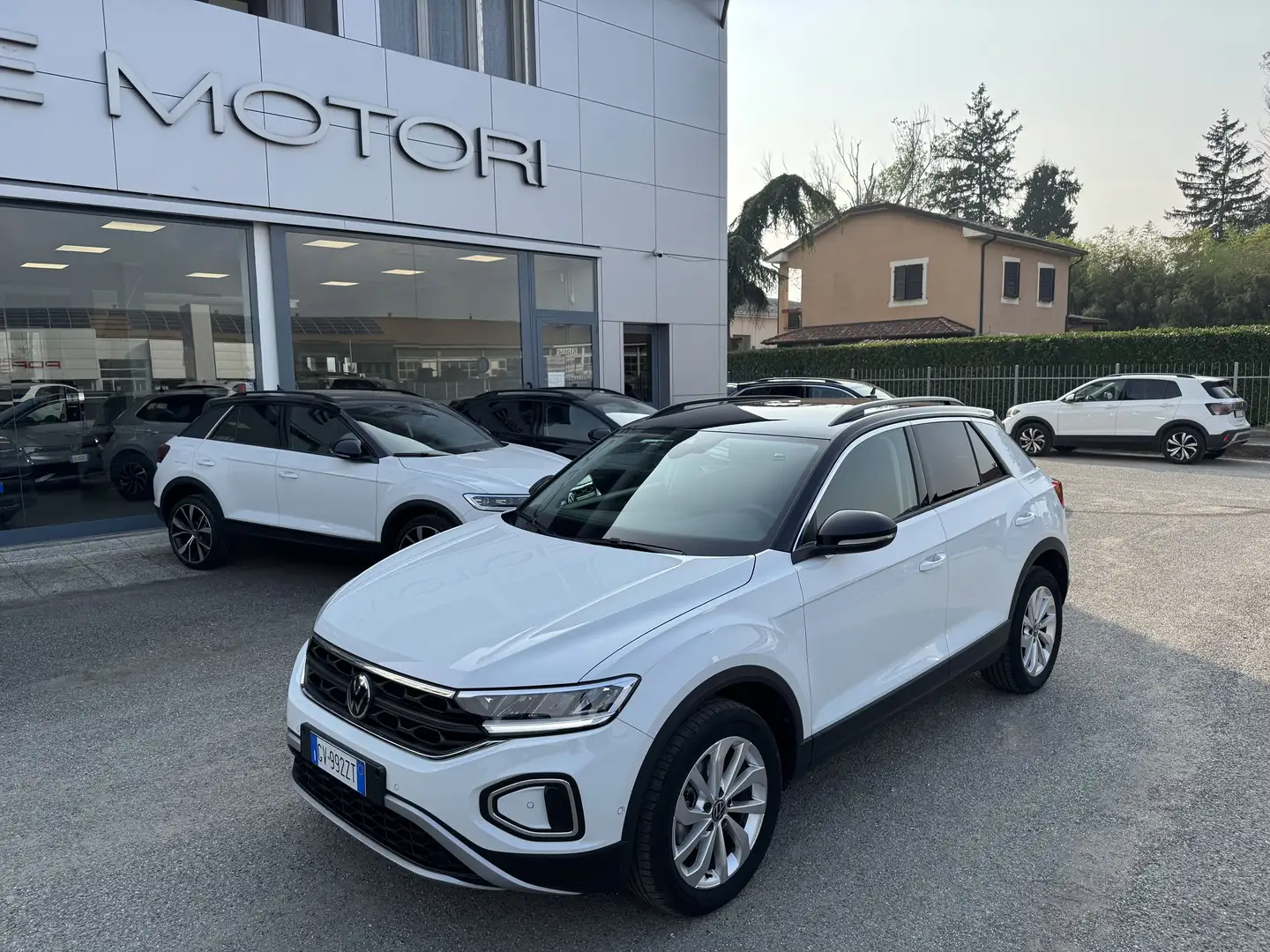 Volkswagen T-Roc 1.0 tsi Life 110cv / NO VINCOLI Blanc - 1