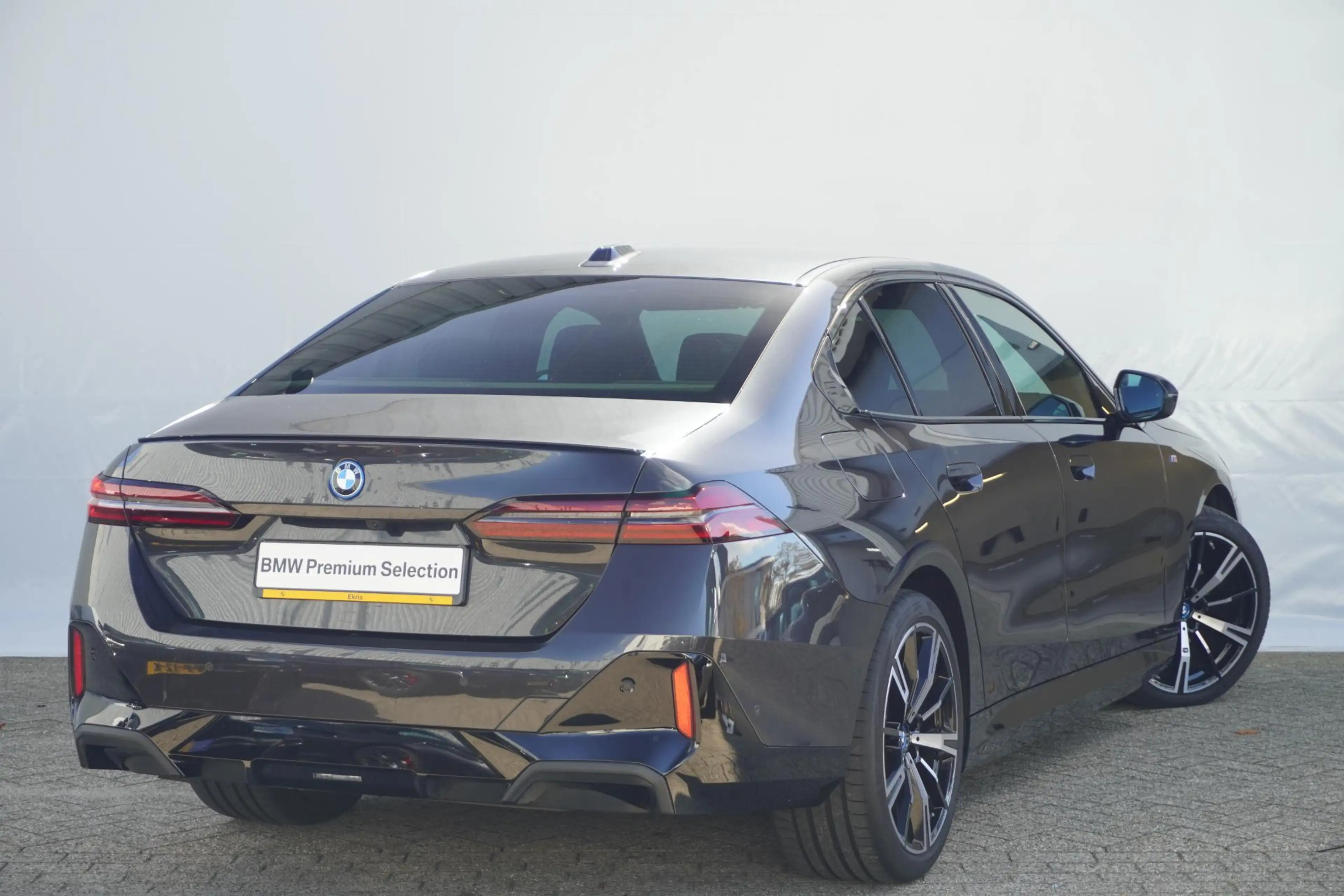 BMW 530 5 Serie Sedan 530e | M Sportpakket Pro | Harman Ka — photo 2