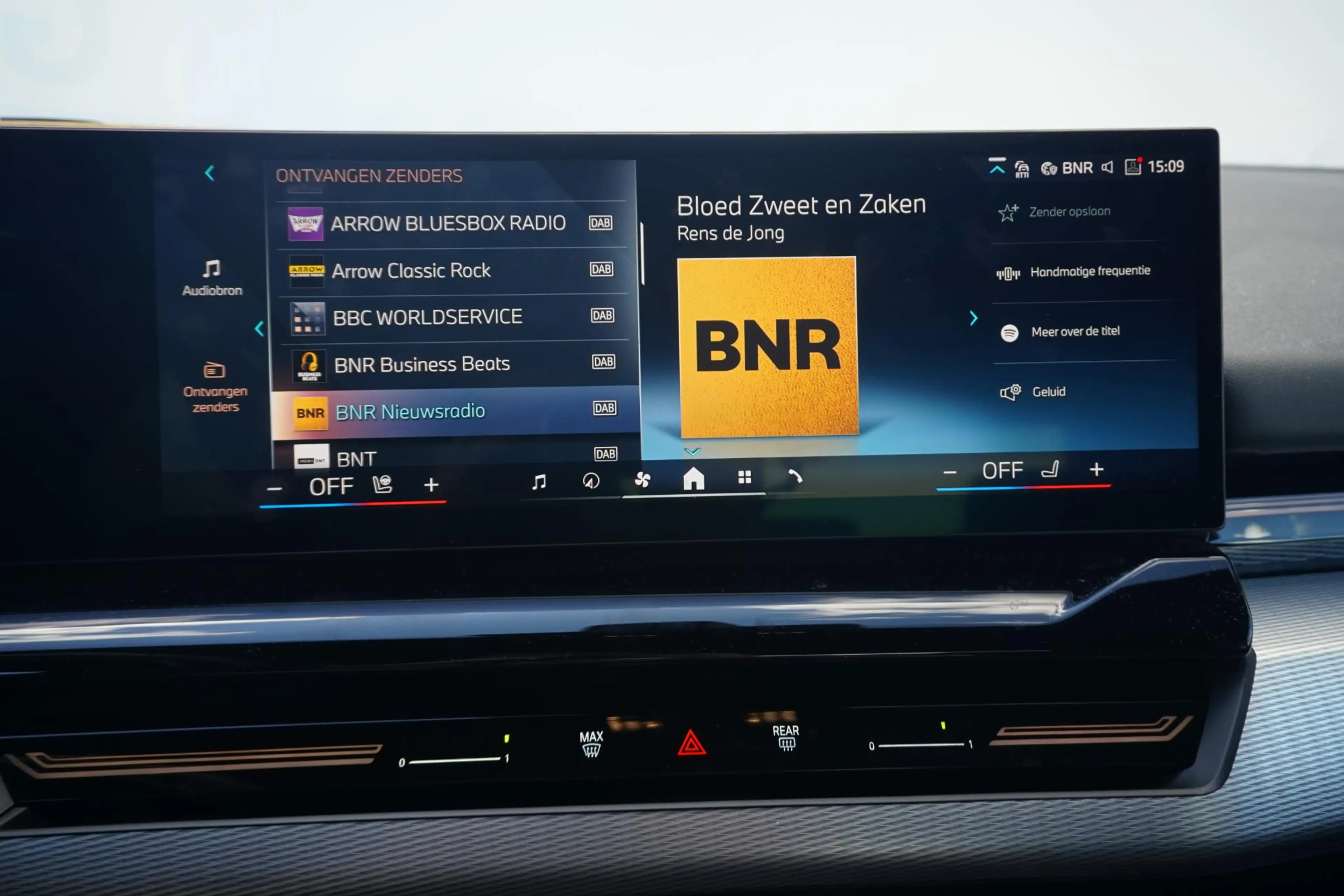 BMW 530 5 Serie Sedan 530e | M Sportpakket Pro | Harman Ka — photo 15