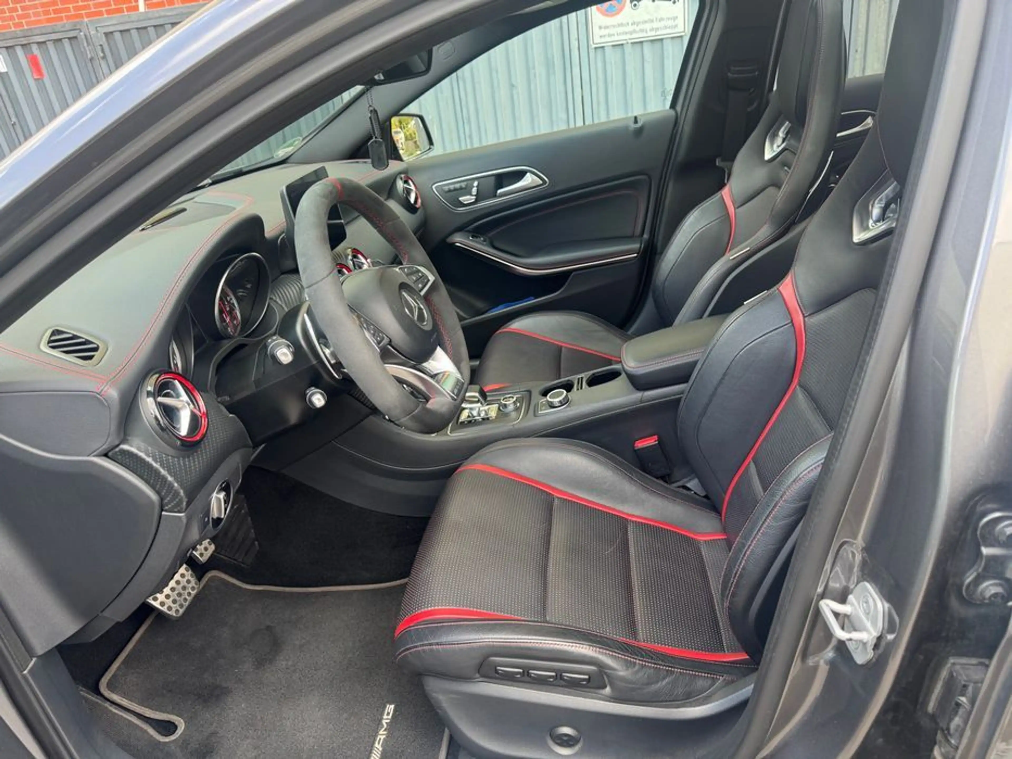 Mercedes-Benz A 45 AMG A45 AMG 4Matic Recaro Drivers Package Perf. AGA — photo 8
