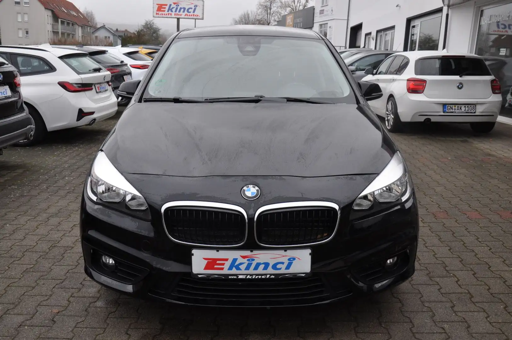 BMW 218 2 Gran Tourer 218 d Advantage Noir - 2