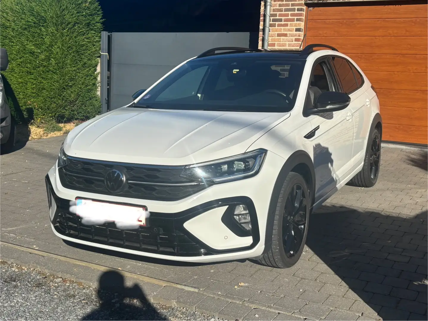 Volkswagen Taigo 1.5 TSI R-Line business DSG - 1