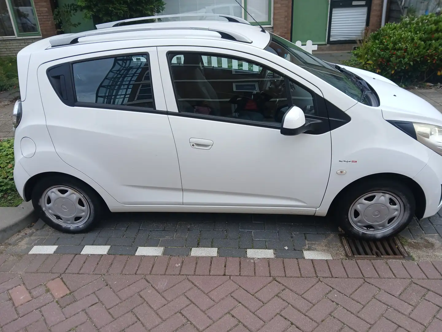 Chevrolet Spark Spark 1.0 16V LS Bi-Fuel Wit - 2