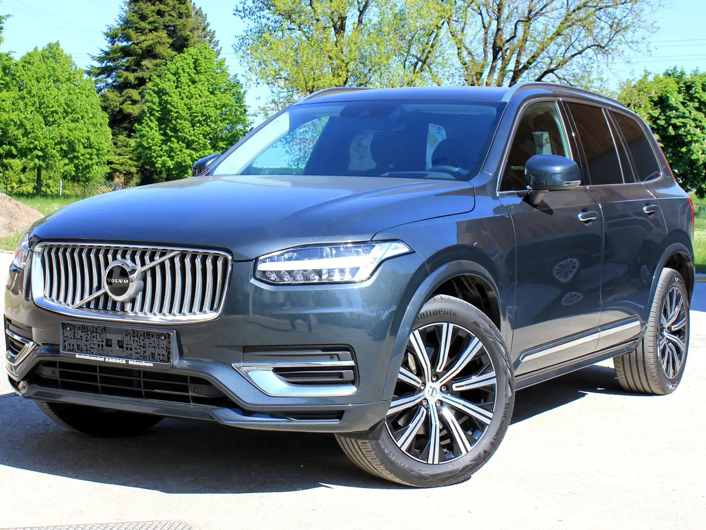 Volvo XC90 Inscription AWD Leder Kamera HeaDUp 1.Hand Grau - 1