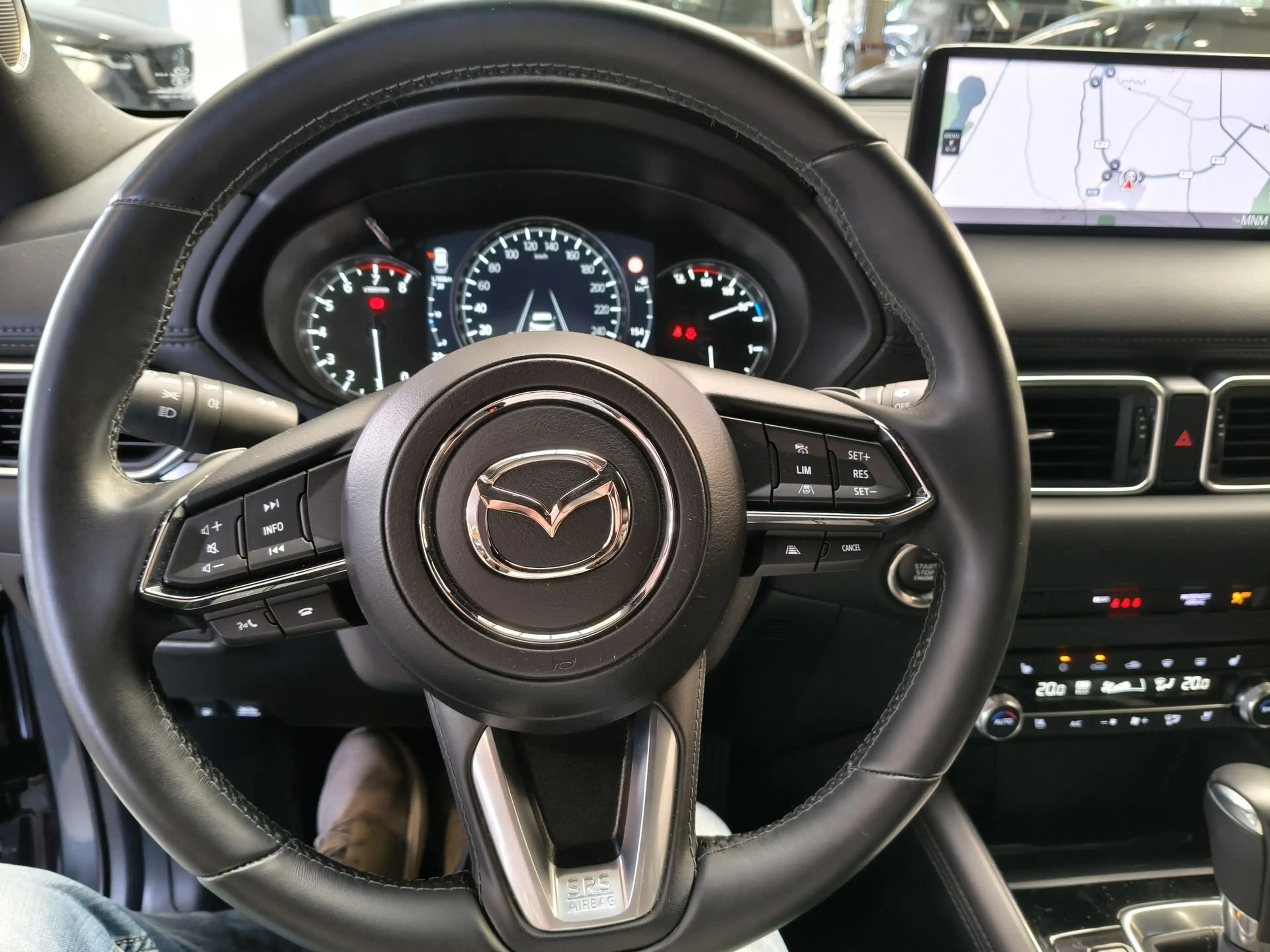 Mazda CX-5 2.0 e-SKYACTIV G Takumi / full option + trekhaak — photo 10
