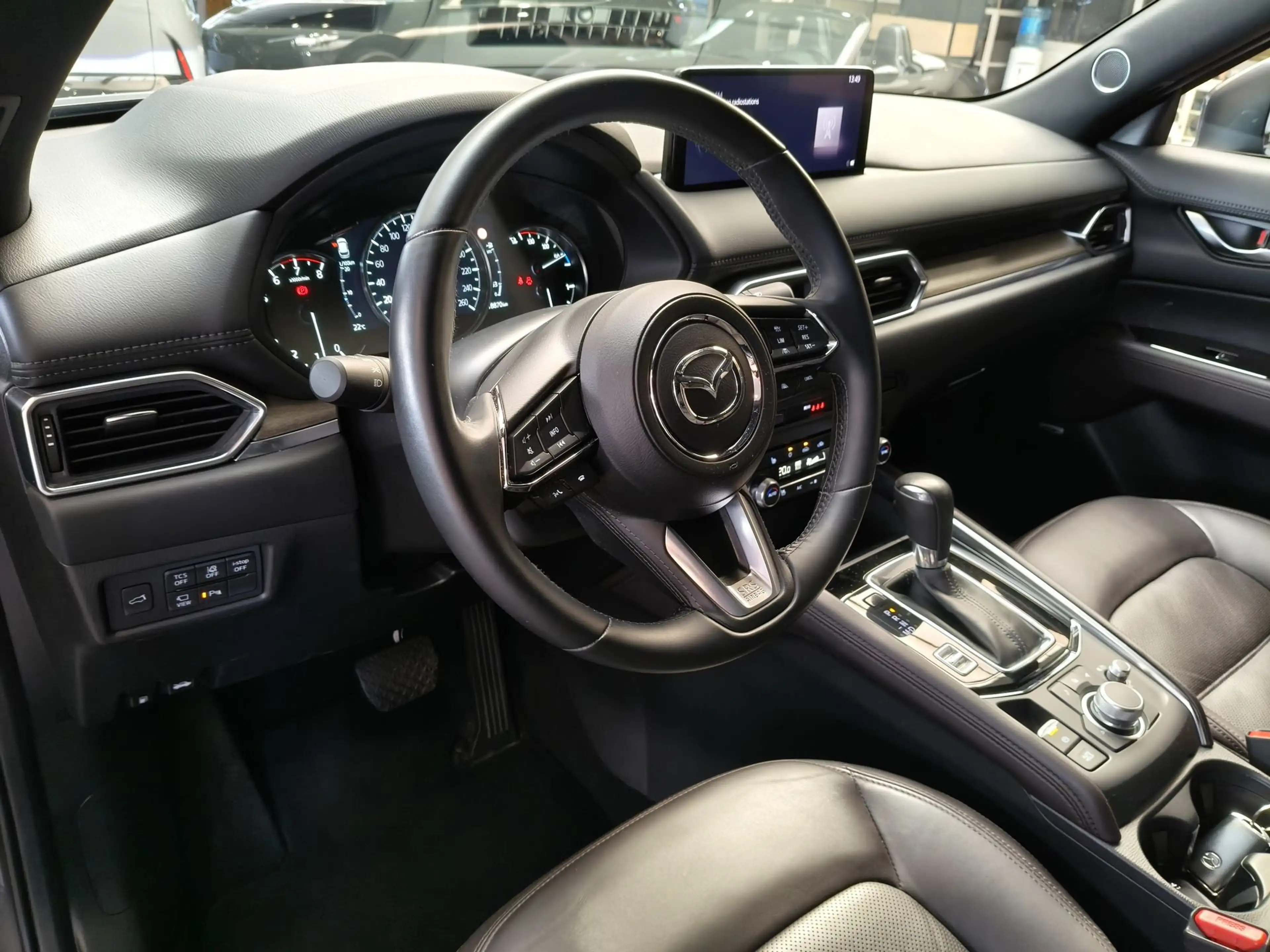 Mazda CX-5 2.0 e-SKYACTIV G Takumi / full option + trekhaak — photo 11
