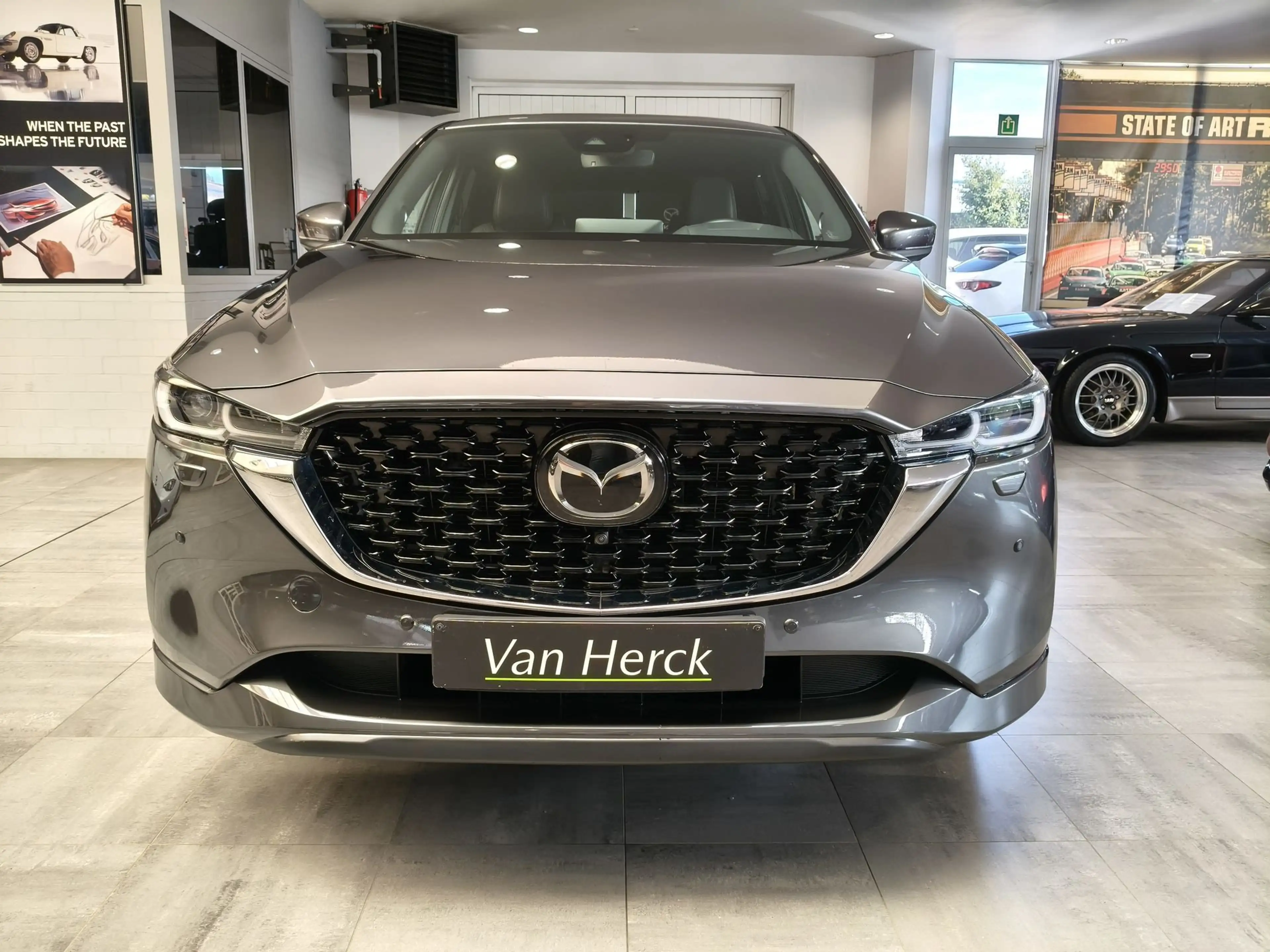 Mazda CX-5 2.0 e-SKYACTIV G Takumi / full option + trekhaak — photo 3
