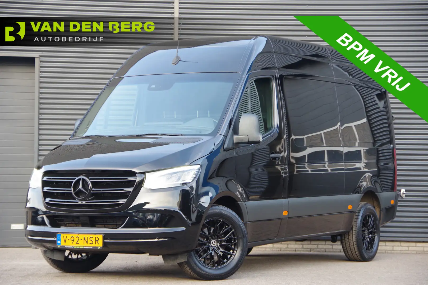 Mercedes-Benz Sprinter 316 2.2 CDI L2H2 AUT. LED, 3.5T TREKHAAK, ADAPT. C Noir - 1