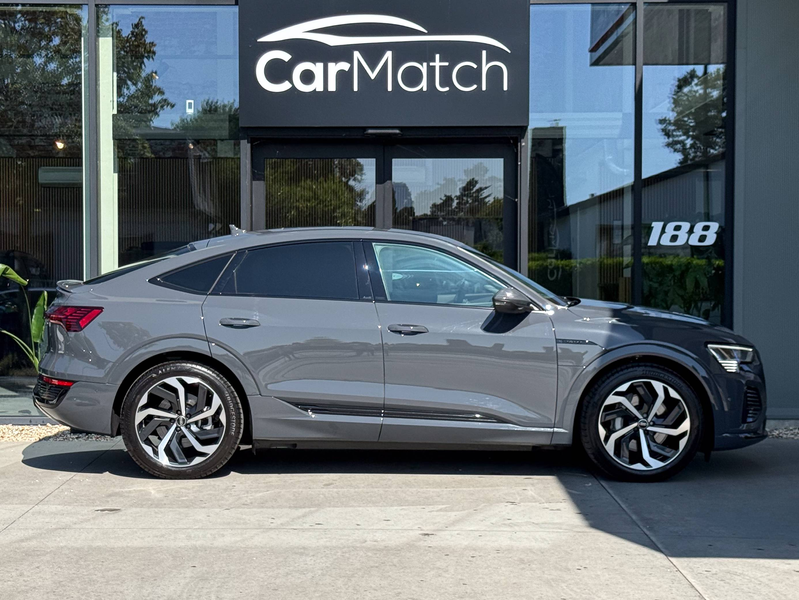 Audi Q8 e-tron 50 Quattro S line - ACC | KEYLESS | ALCANTARA — photo 4