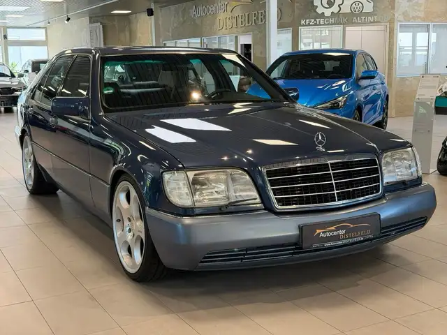 Mercedes-Benz S 500 (140.050)  5,0 Ltr. V8  320PS