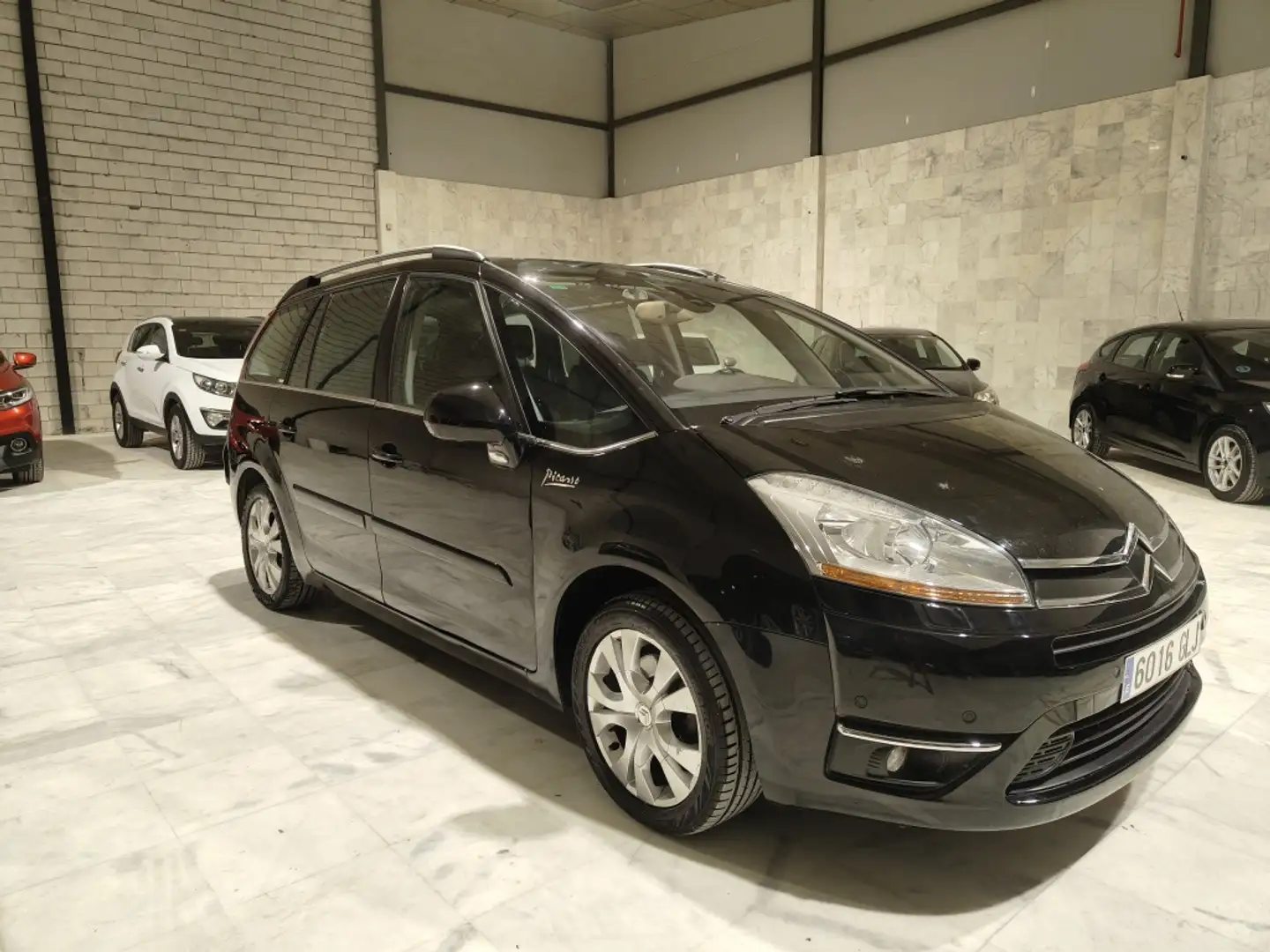 Citroen C4 Grand Picasso 2.0HDI Exclusive+ CMP Zwart - 1