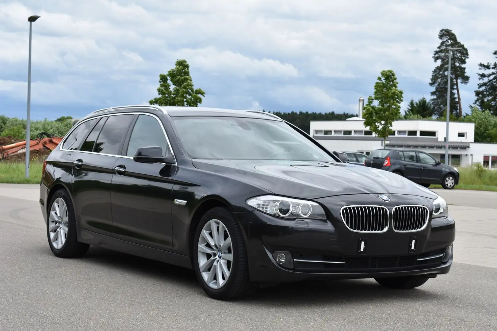 BMW 525 d Touring*AHK*Navi*Automatik*Teil-Leder* Gris - 1