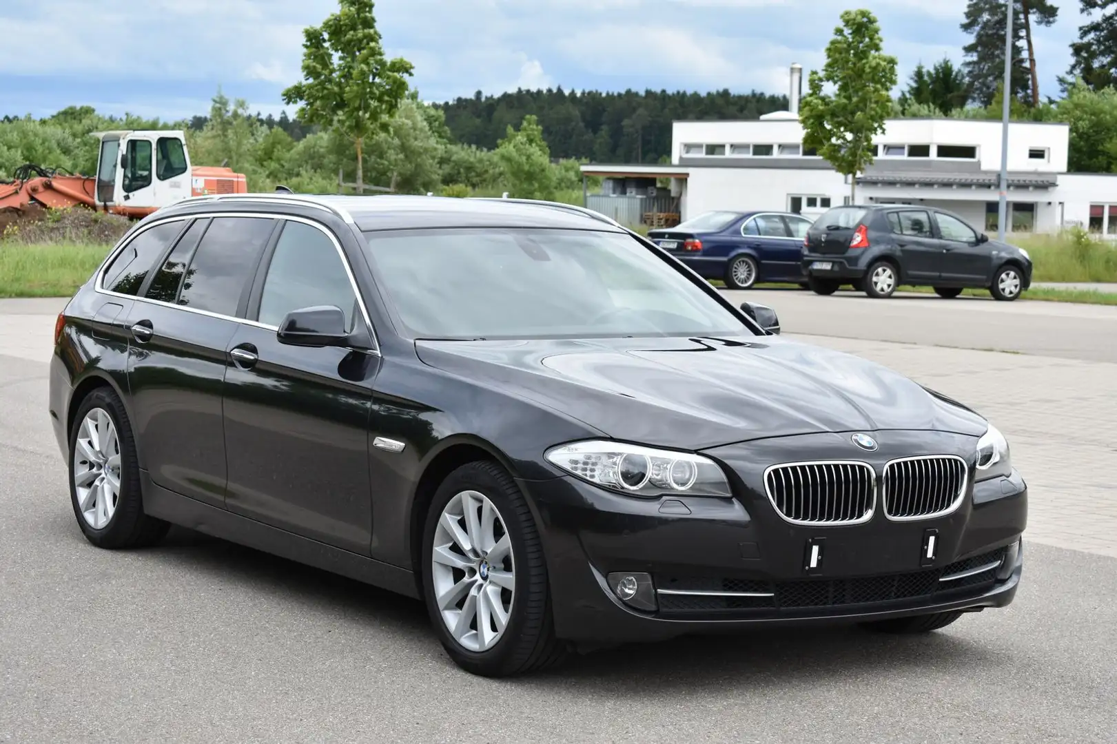 BMW 525 d Touring*AHK*Navi*Automatik*Teil-Leder* Gris - 2