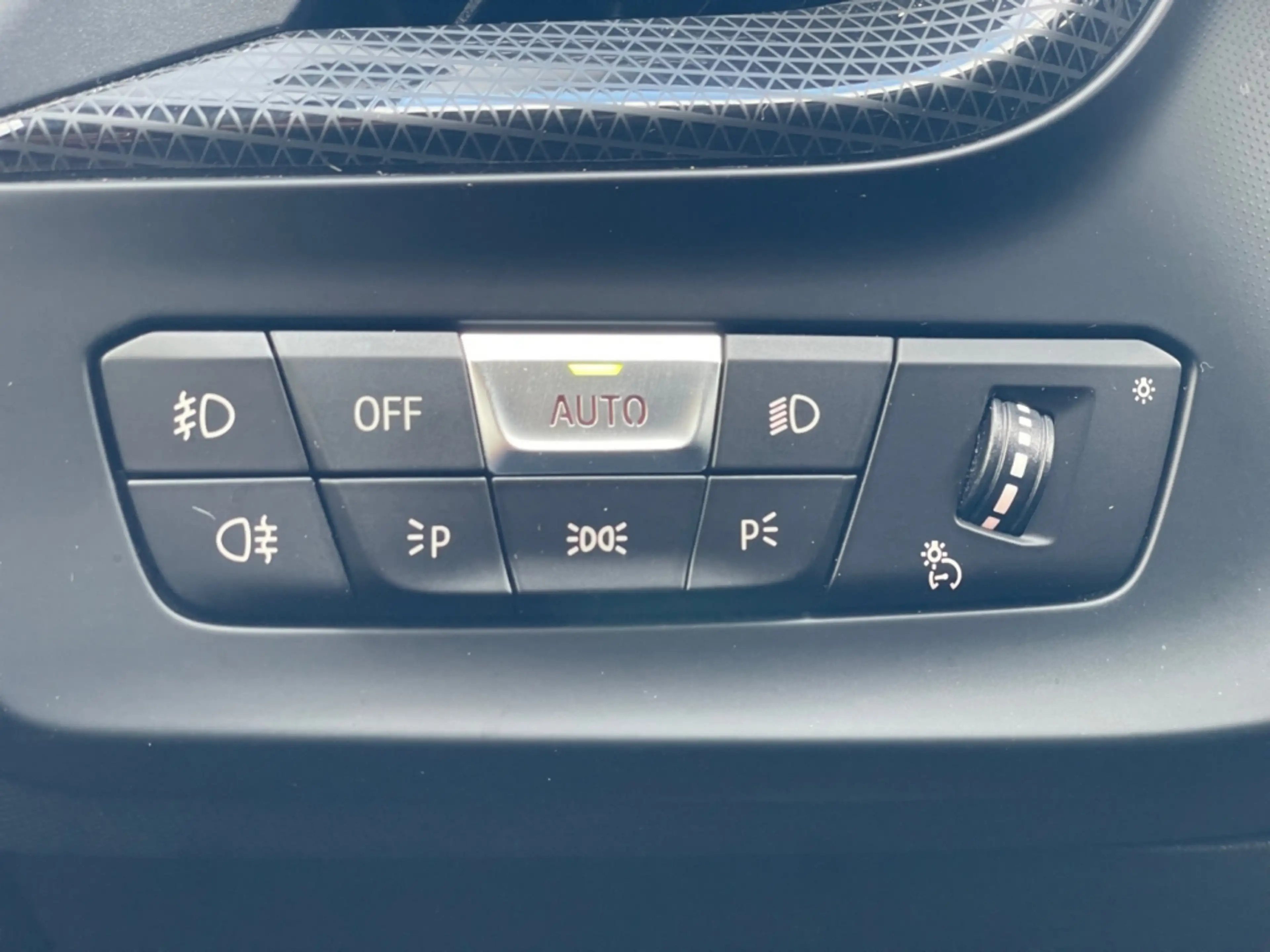 BMW 118 M-SPORT 1.9 |LED|Navi|Cam|Cockpit|AndroidAppl| — photo 10