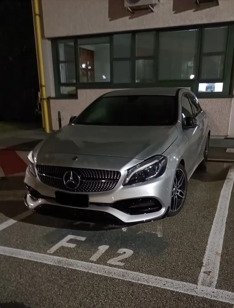 Mercedes-Benz A 200 d Premium 4matic auto my16 - 1