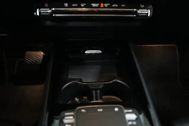 Mercedes-Benz B-Class view 20