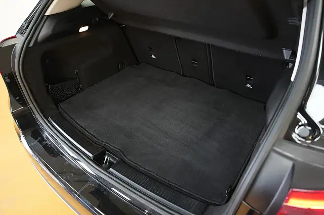 Mercedes-Benz B-Class view 8