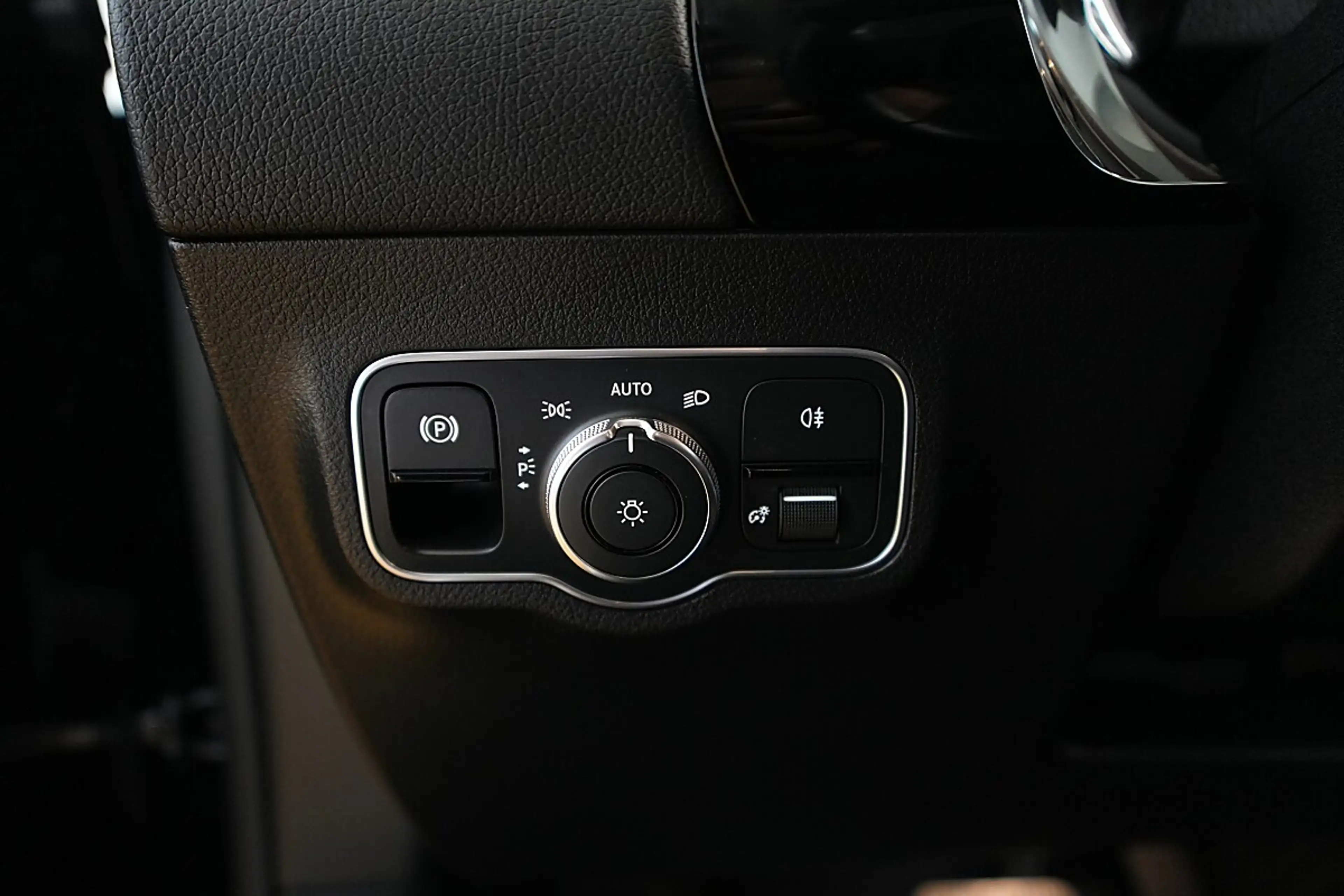 Mercedes-Benz B 180 d Aut. — photo 11