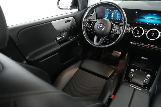 Mercedes-Benz B-Class view 2