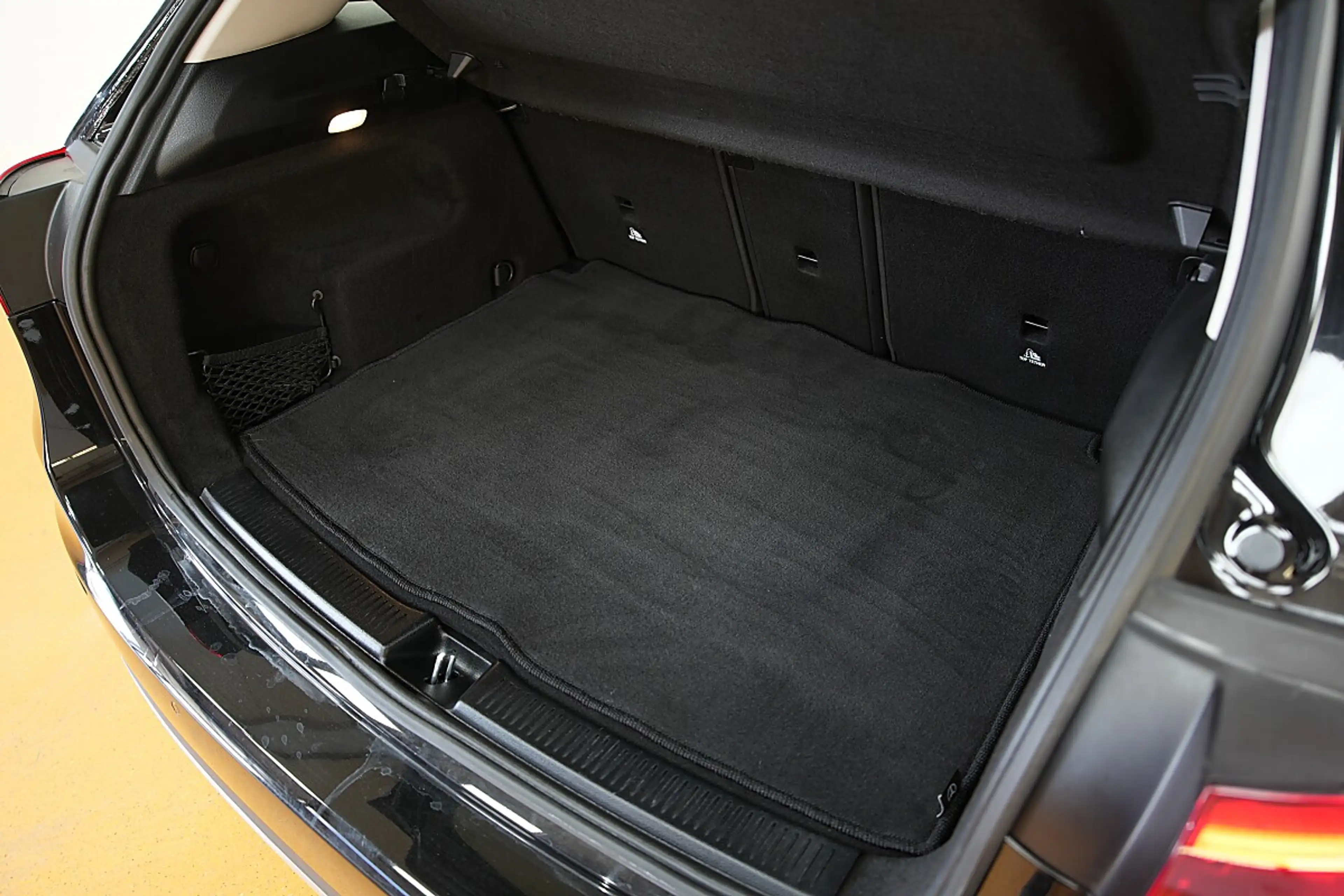 Mercedes-Benz B 180 d Aut. — photo 7