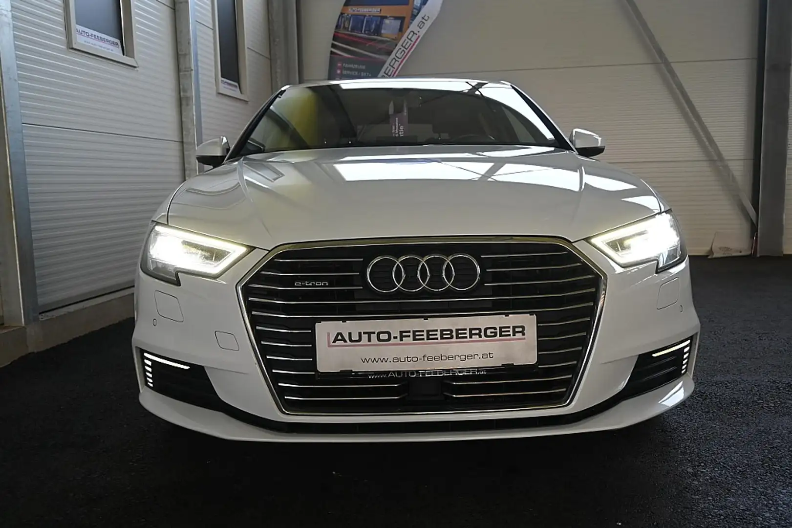 Audi A3 Sportback 40 TFSI E-Tron PHEV Aut Matrix,Leder,... Weiß - 2
