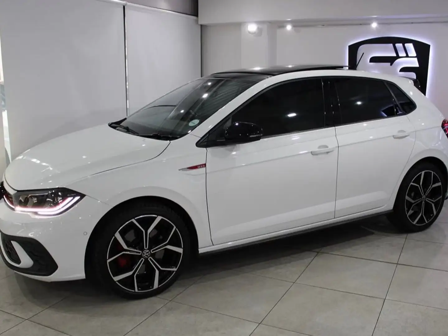 Volkswagen Polo GTI Polo VI 2022 2.0 tsi dsg Bianco - 1
