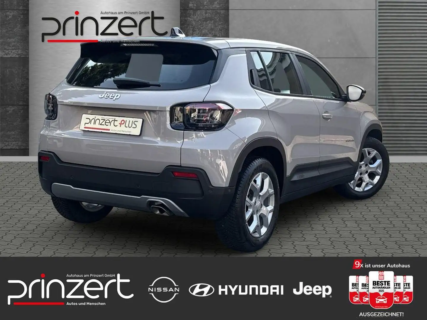 Jeep Avenger 1.2 T-GDI "Altitude" *Assistenz-Paket* Grau - 2