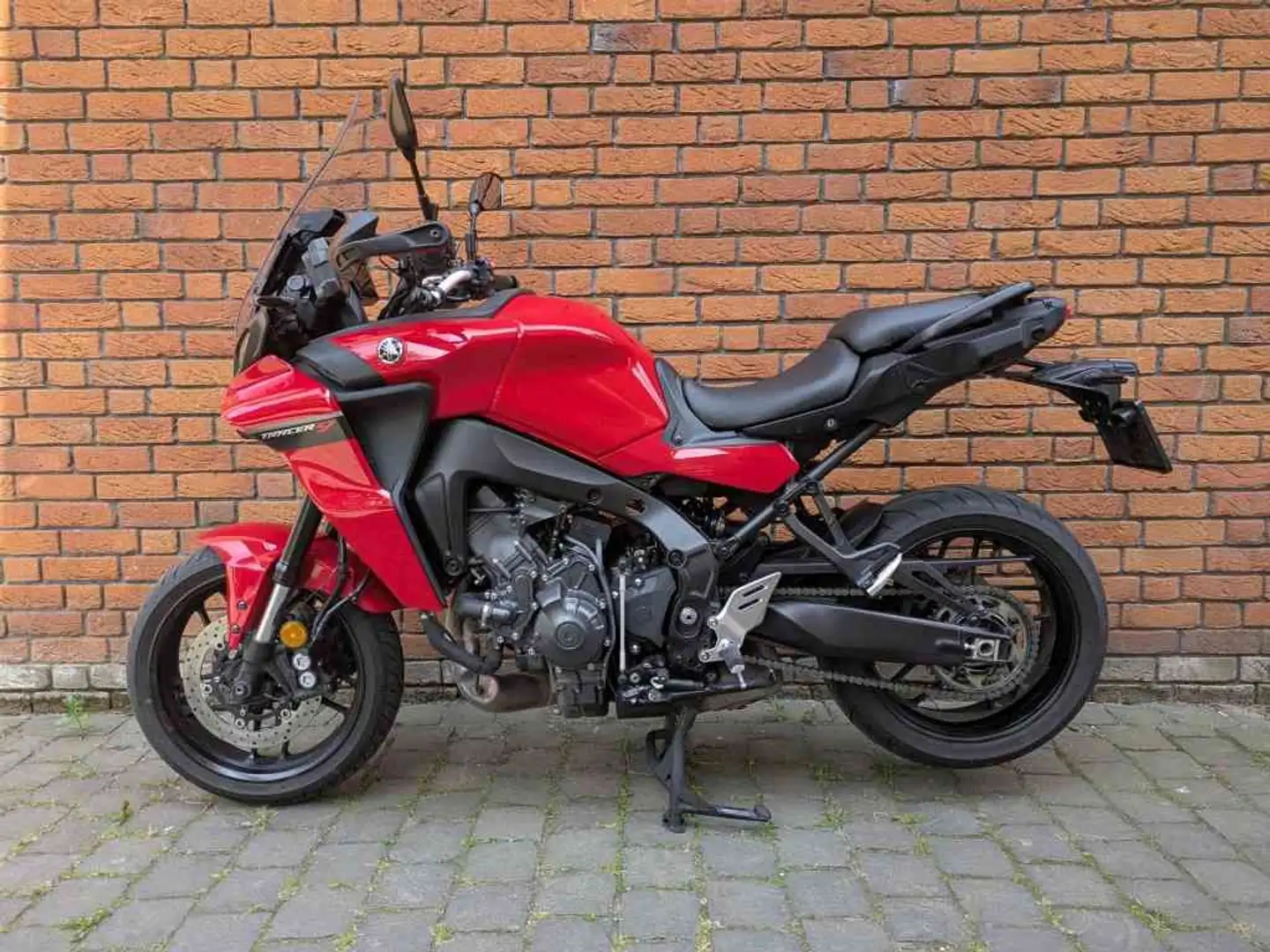Yamaha Tracer 9 Schwarz - 2