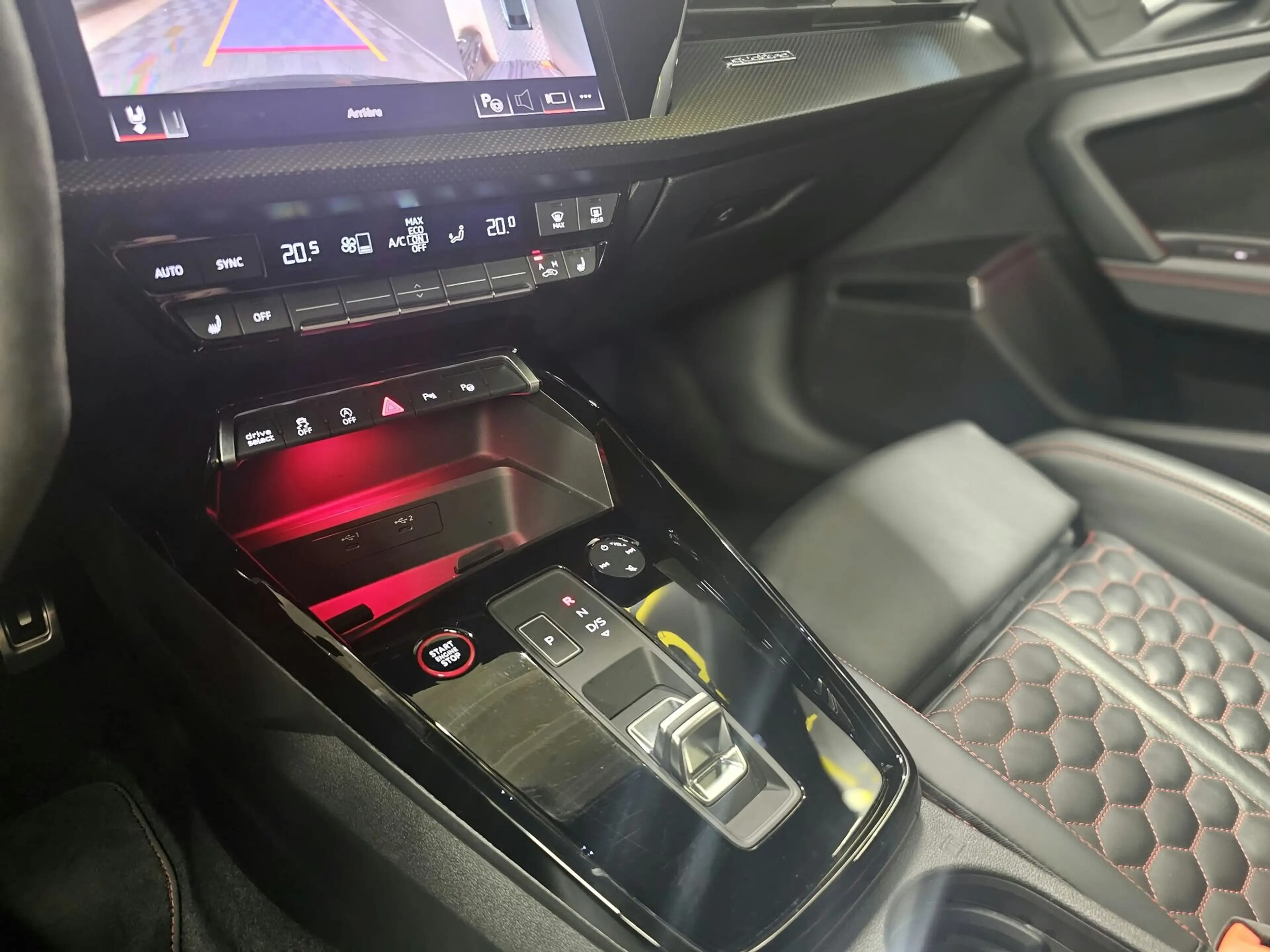 Audi RS3 Limousine 400 CV QUATTRO — photo 14