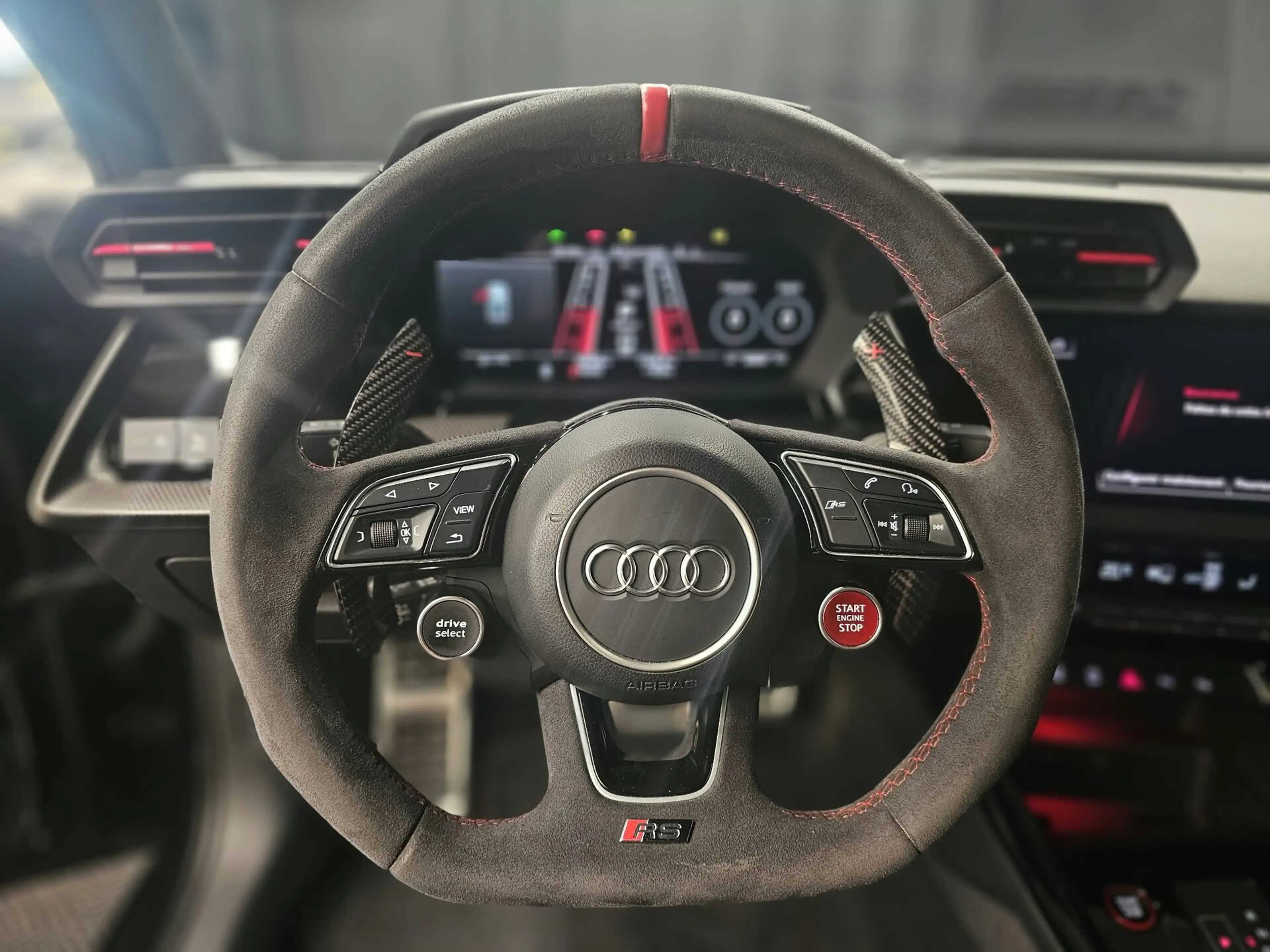 Audi RS3 Limousine 400 CV QUATTRO — photo 2