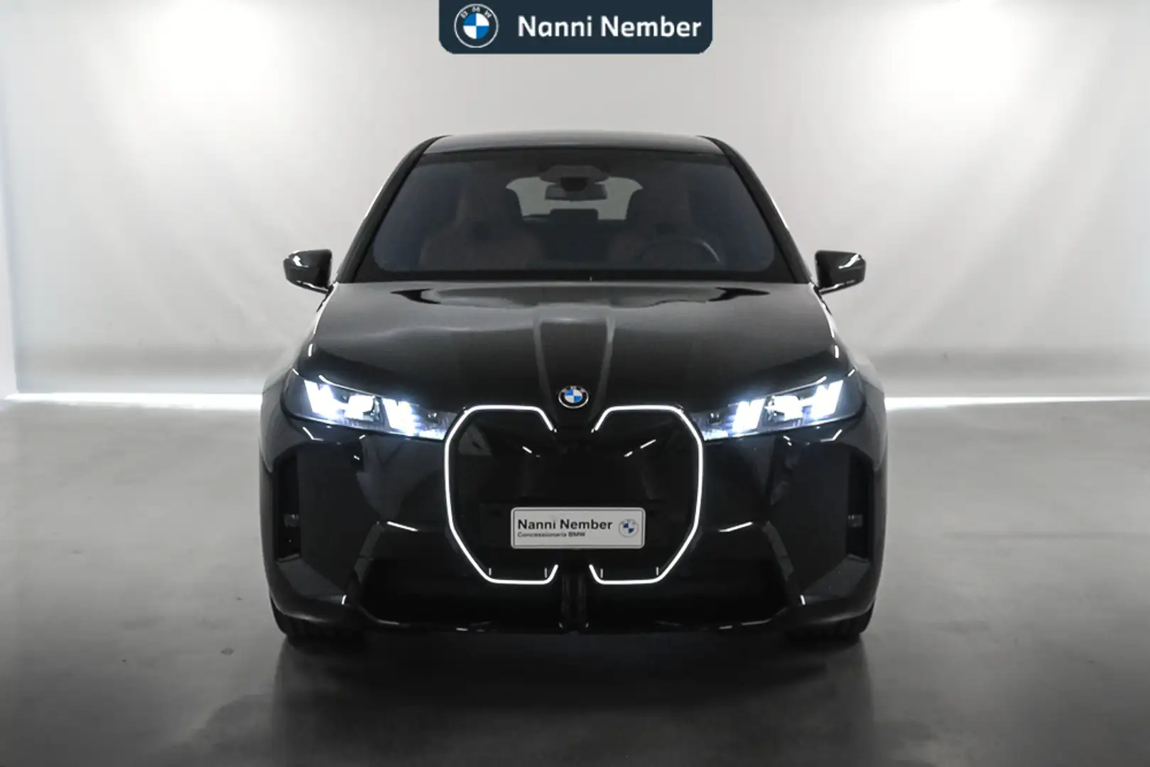BMW iX xDrive 45 MSport Pro Nero - 2